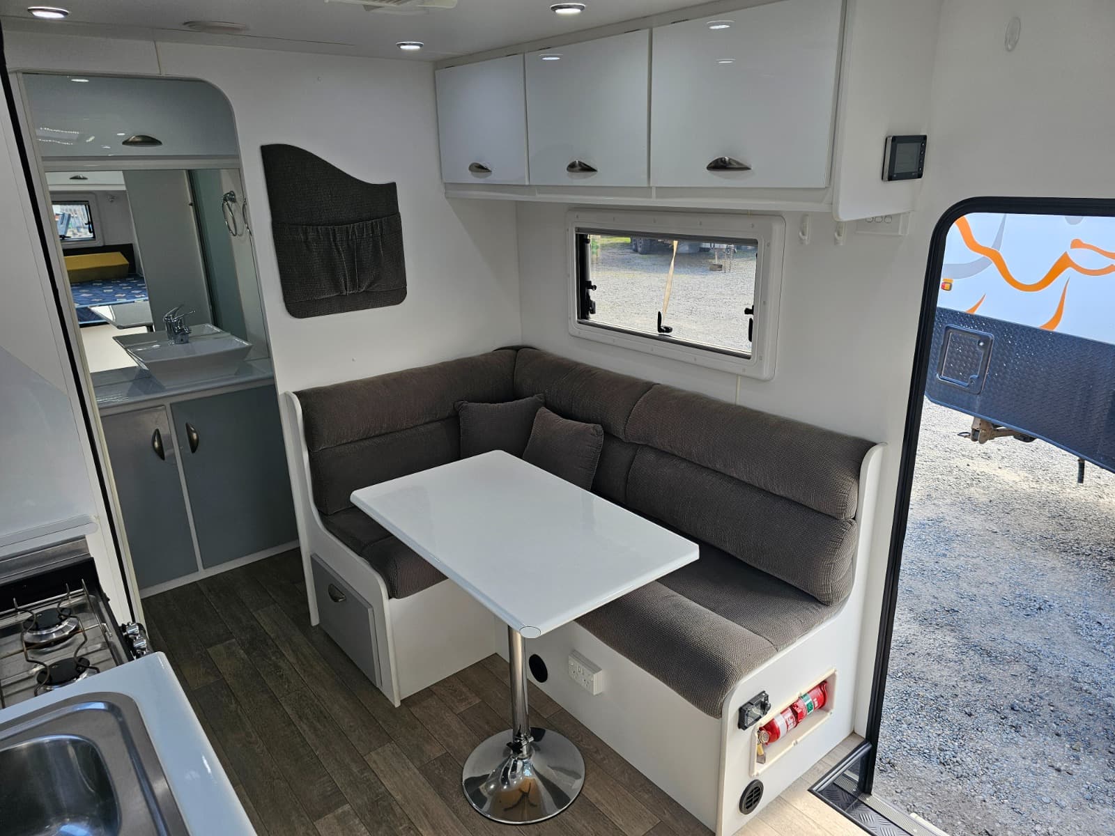2019 Regent Discoverer / 5.2m (17ft) 17 image 4