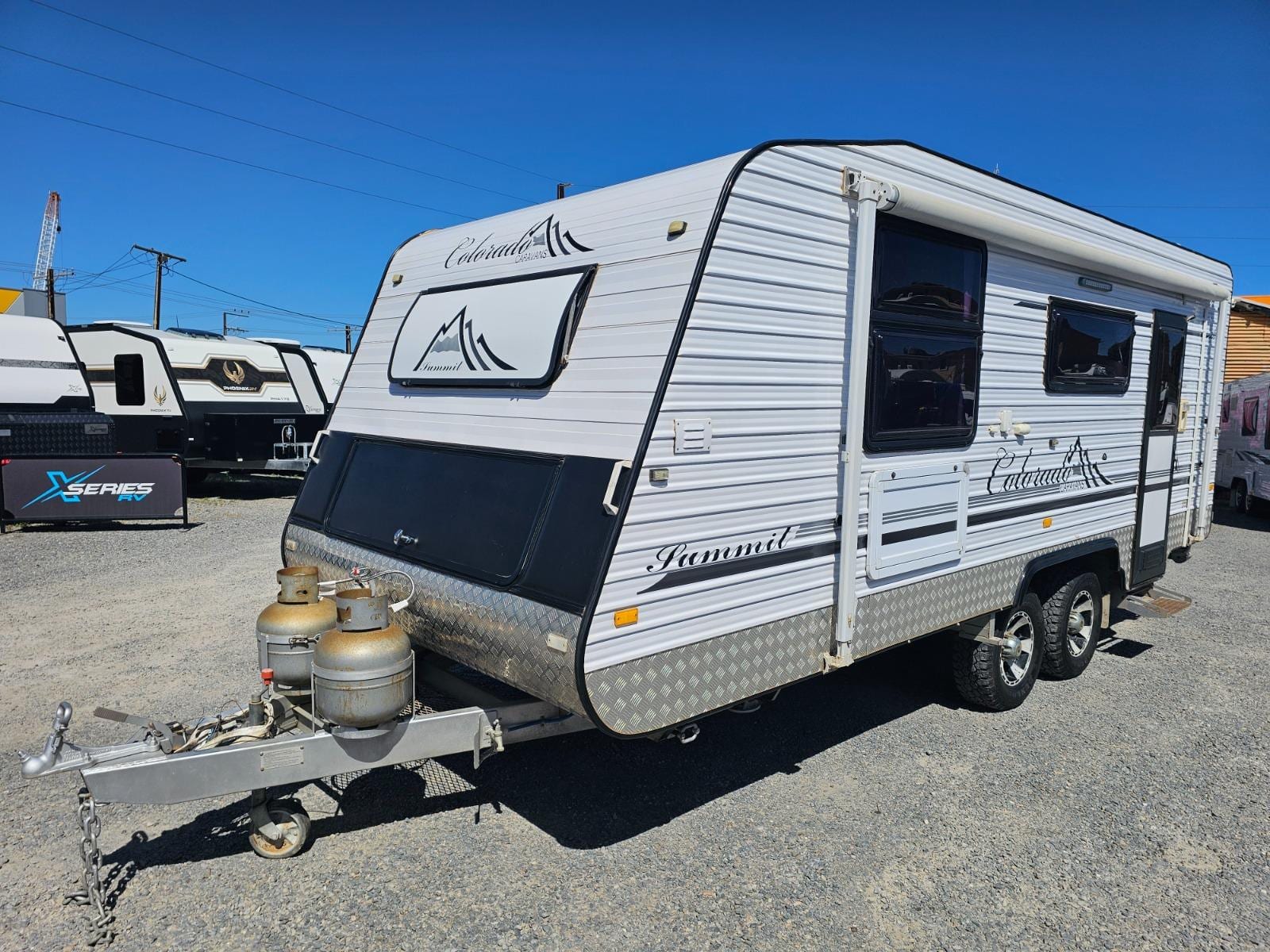 2012 Colorado Caravans SUMMIT / 5.6m (19ft) CS8