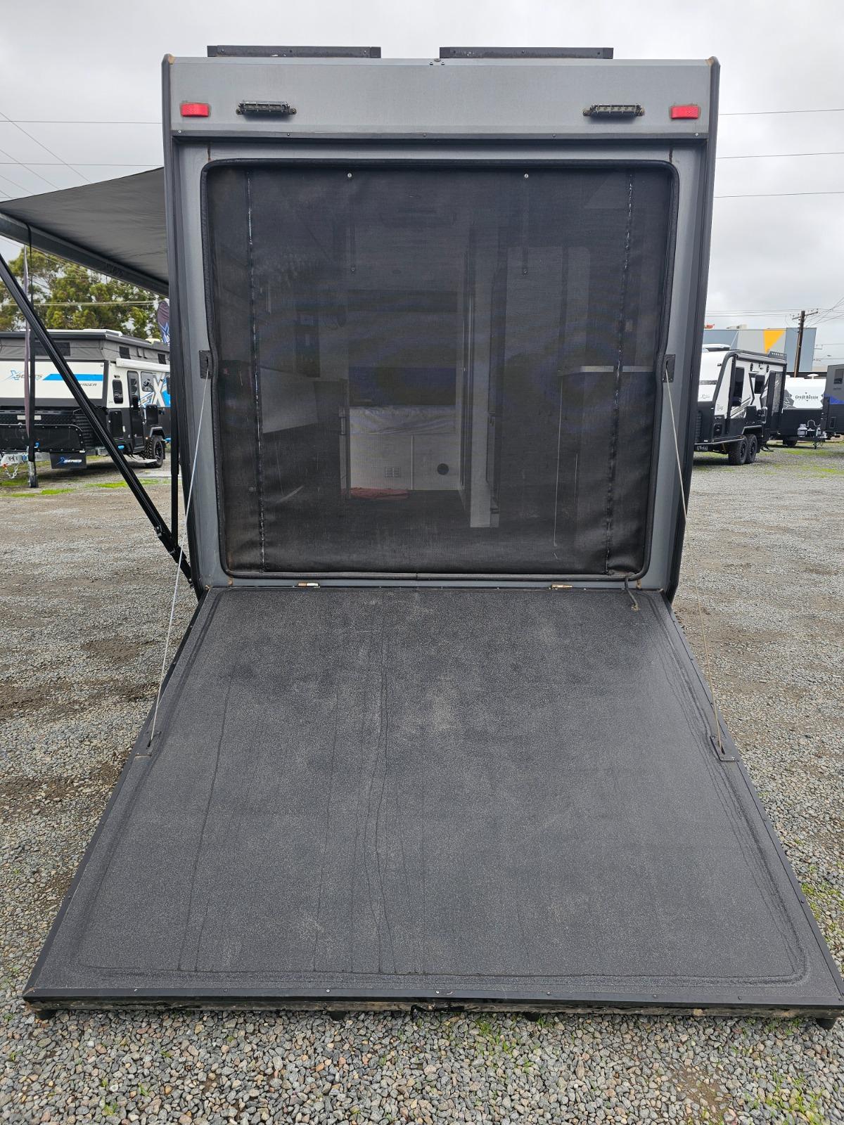 2020 Austar Toy Haulers Playzone / 4.8m (16ft) image 3