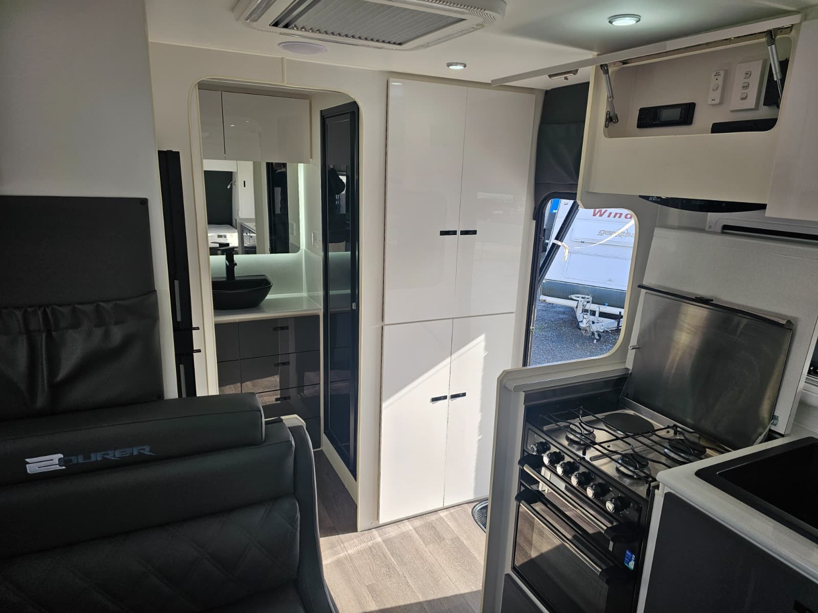 2022 GREAT AUSSIE 2ourer / 5.3m (18ft) * 176 RD KO image 4