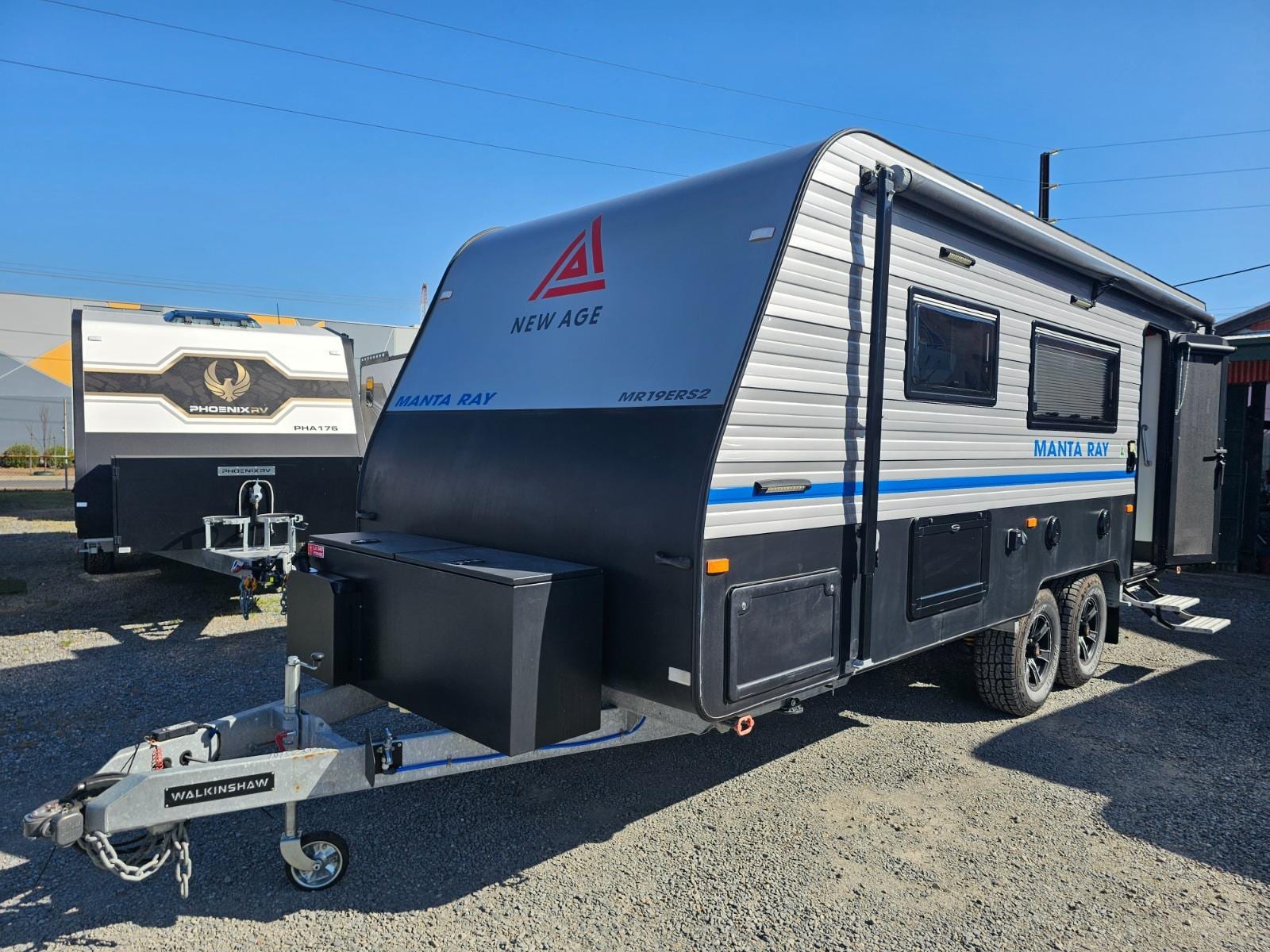 2022 New Age Caravans MANTA RAY / 5.8m (19ft) MR19ER Ensuite Rear Door image 1